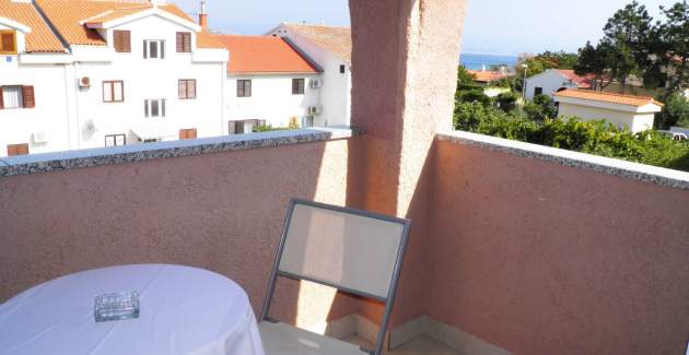Appartamento standard Klaric Prvić – a 200 m dalla spiaggia, con balcone
