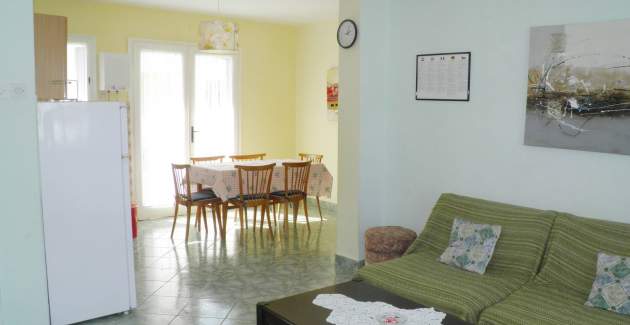 Appartamento standard Klaric A6 – a 200 m dalla spiaggia, con terrazza