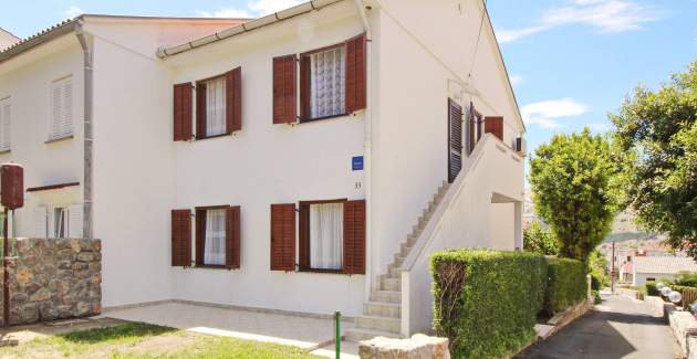 Apartman Kucar No.2 – s balkonom, 350 m od plaže