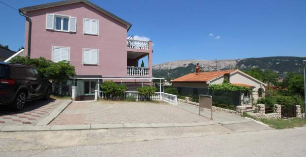 Appartamento Lovincic No.1 – con terrazza, a 200 m dalla spiaggia