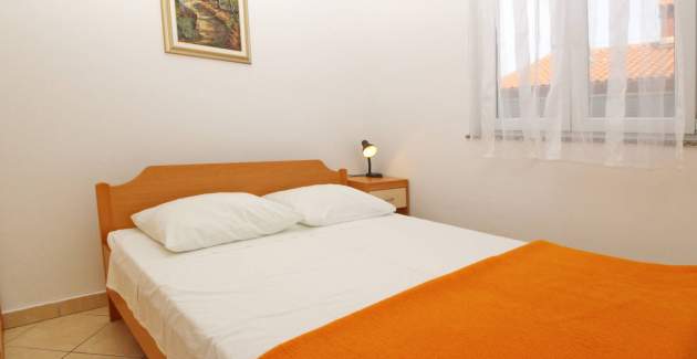 Appartamento Lovincic No.1 – con terrazza, a 200 m dalla spiaggia