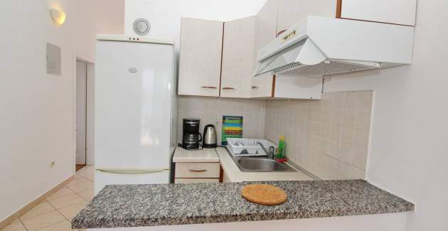 Appartamento Lovincic No.7 – con vista mare, a 200 m dalla spiaggia