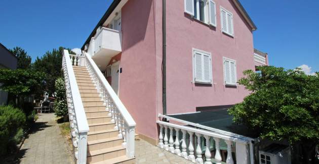 Appartamento Lovincic No.7 – con vista mare, a 200 m dalla spiaggia
