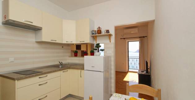 Monolocale Mihovil – vicino alla spiaggia, con vista mare