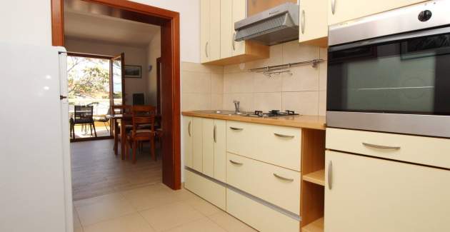 Apartment Mrkus more - with Balcony and Sea View, near the Beach