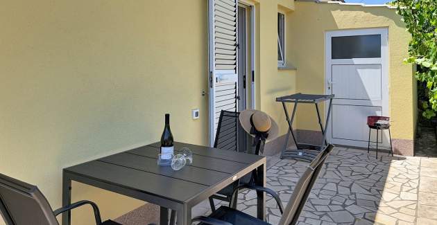 Incantevole appartamento Gabrijela 2 – per 2 persone con terrazza