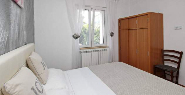 Appartamento Lana priz - vicino al centro e alla spiaggia