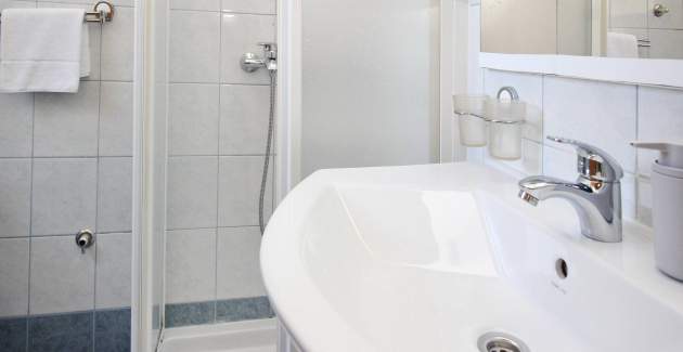 Appartamento Zarok Beach Holiday A4 - vicino alla spiaggia, con balcone