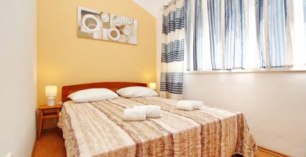Appartamento Zarok Beach Holiday A4 - vicino alla spiaggia, con balcone