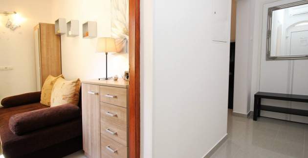 Appartamento Zarok Beach Holiday A2 - vicino alla spiaggia, con terrazza