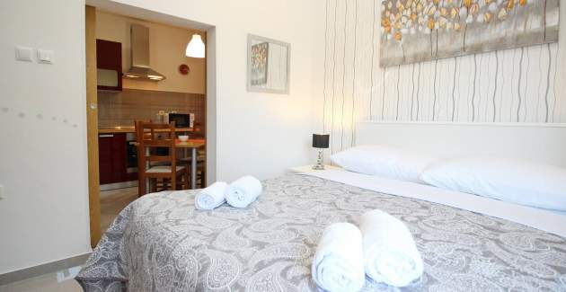 Appartamento Zarok Beach Holiday A2 - vicino alla spiaggia, con terrazza