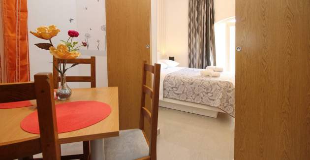 Appartamento Zarok Beach Holiday A2 - vicino alla spiaggia, con terrazza