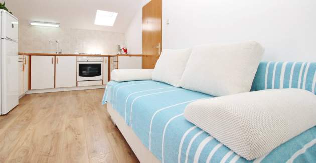 Apartman Čubranić S. Bs – u luci, blizu mora
