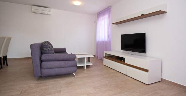 Appartamento Smojver n. 3 - confortevole, con balcone