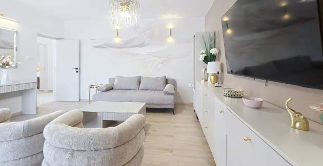 Modern apartment Gabrijela for 4 persons - with Balcony, 450 m from the Beach