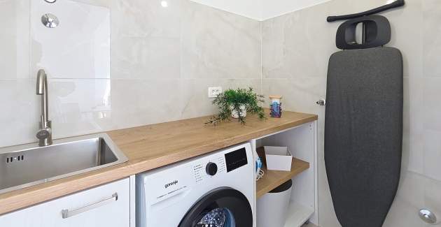 Modern apartment Gabrijela for 4 persons - with Balcony, 450 m from the Beach
