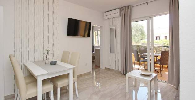Incantevole Appartamento Sunshine n.3 – con balcone, a 300 m dalla spiaggia