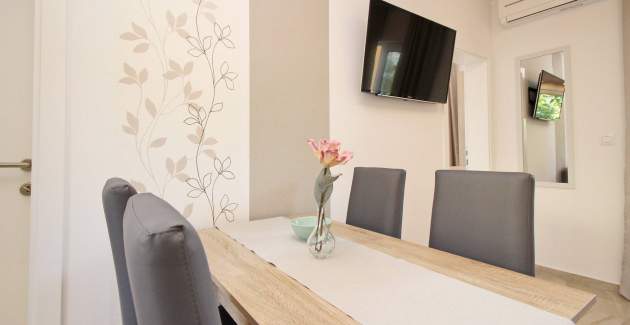 Incantevole Appartamento Sunshine n.4 – con balcone, a 300 m dalla spiaggia