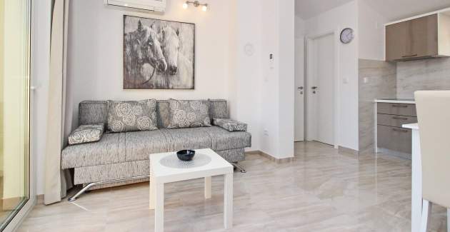 Incantevole Appartamento Sunshine n.5 – con balcone, a 300 m dalla spiaggia