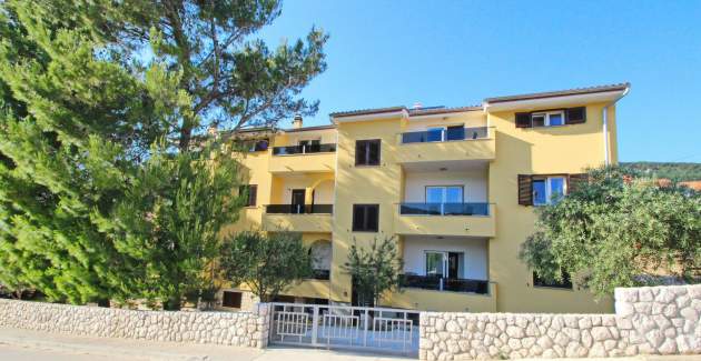 Affascinante Appartamento Sunshine BS – con Balcone, a 300 m dalla Spiaggia