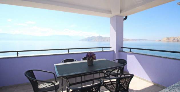 Apartment Lavanda No.1 - by the Sea, with Sea View