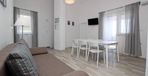 Apartment Lavanda No.1 - by the Sea, with Sea View