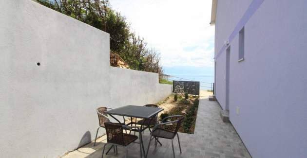 Appartamento Lavanda n. 3 – Piano seminterrato/sotterraneo, sul mare