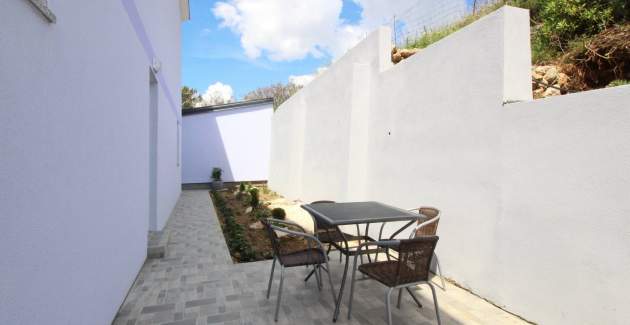 Appartamento Lavanda n. 3 – Piano seminterrato/sotterraneo, sul mare