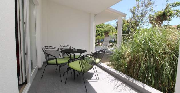 Complesso di appartamenti Villas Corinthia 2 - Posizione eccellente, a 100 metri dalla spiaggia, imm