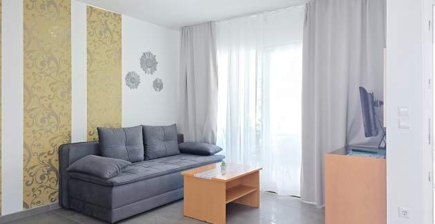 Apartment complex Villas Corinthia 8 - Top Location, 100m from the Beach, surrounded by Greenery