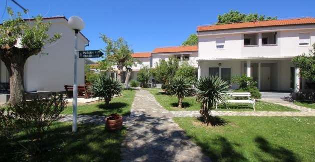 Complesso di appartamenti Villas Corinthia 15 - Posizione eccellente, a 100 metri dalla spiaggia, im