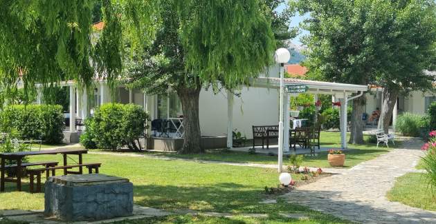 Apartment complex Villas Corinthia 20 - Top Location, 100m from the Beach, surrounded by Greenery