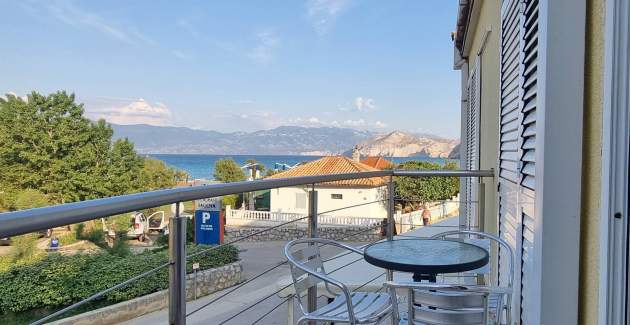 Appartamento Vlahinja - con balcone, a 100 metri dalla spiaggia