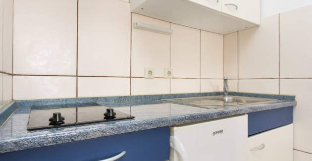 Apartman Mrakovčić br. 1 - s terasom, 350 m od plaže