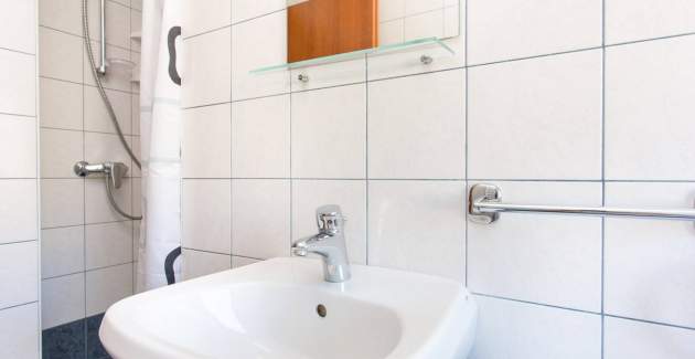 Apartman Zic br. 5 - s balkonom, 350 m od plaže