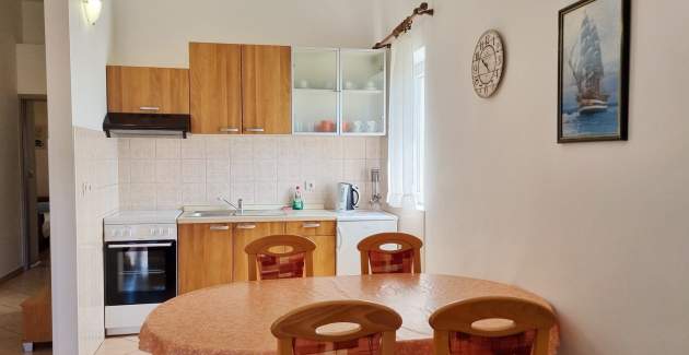 Appartamento Dean – con balcone e vista mare