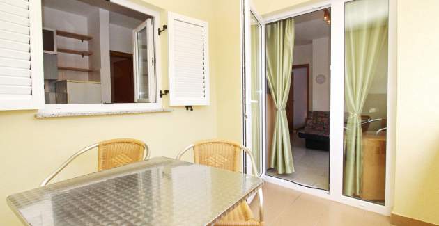 Appartamento Limun 2 - con balcone, a 350 metri dalla spiaggia