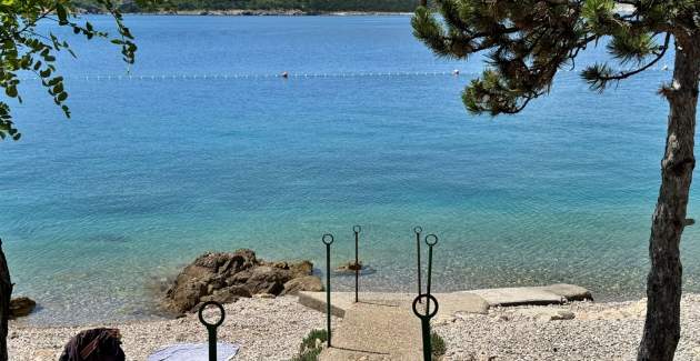 Apartments Zeljka – 15 m from Sea, Sea View