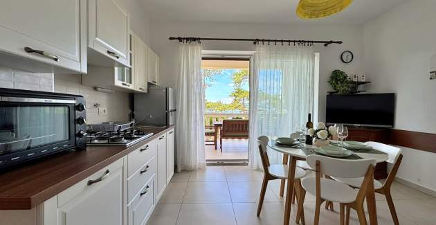 Apartments Zeljka – 15 m from Sea, Sea View