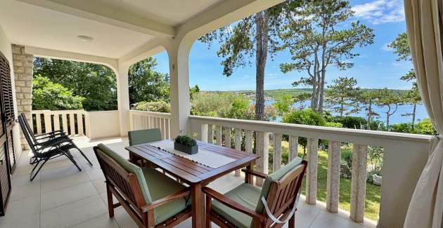 Apartments Zeljka – 15 m from Sea, Sea View