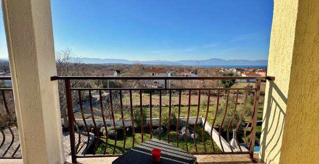Apartman Pavle 3 – potkrovlje, pogled more