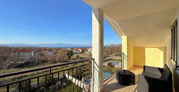 Apartman Pavle 3 – potkrovlje, pogled more