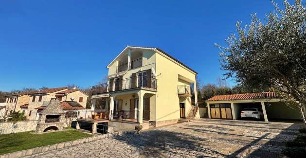 Apartman Pavle 3 – potkrovlje, pogled more