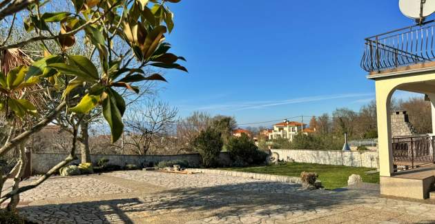 Apartman Pavle 3 – potkrovlje, pogled more