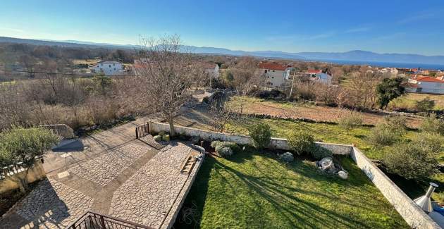 Apartman Pavle 3 – potkrovlje, pogled more