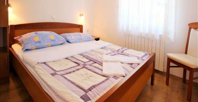 Apartman Lucijana br. 1 – s balkonom, 150 m od plaže