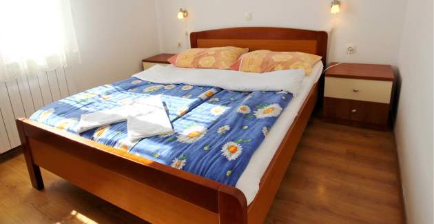 Apartman Lucijana br. 1 – s balkonom, 150 m od plaže