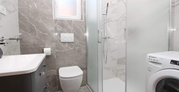 Appartamento Lucijana n. 3 – con balcone, a 150 m dalla spiaggia