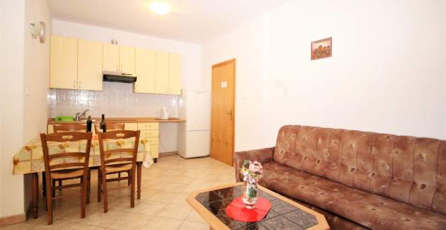 Appartamento Lucijana n. 5 – con balcone, a 150 m dalla spiaggia