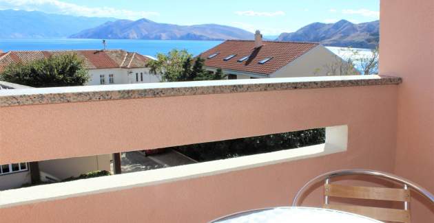 Apartman Lucijana br. 8 – s balkonom, 150 m od plaže